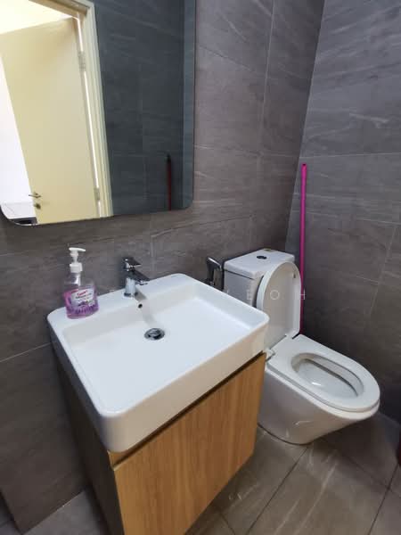 Service Residence for Rent at Aurora Suites @ Bukit Jalil - Keith Yeoh - Bathroom - PropertyGuru.com.my