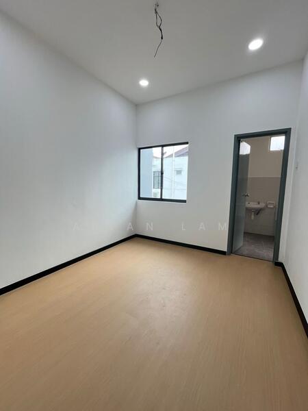 Untuk Dijual - Taman Pulai Indah