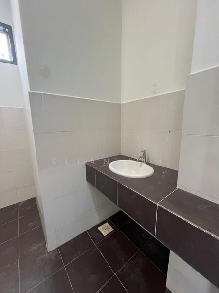 Untuk Dijual - Taman Pulai Indah