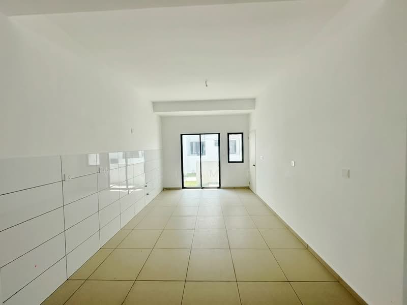 2-storey Terraced House for Sale in Dengkil (Selangor) - William Pua - Living Room - PropertyGuru.com.my
