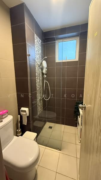 Condominium for Sale at Solaria Residences - Vincent Koay - Bathroom - PropertyGuru.com.my