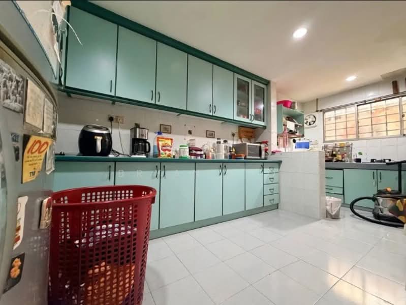 Rumah Teres 2 Tingkat untuk Dijual di Taman Sri Angsana Hilir (Ampang) - Bryan Cho - Kitchen - PropertyGuru.com.my