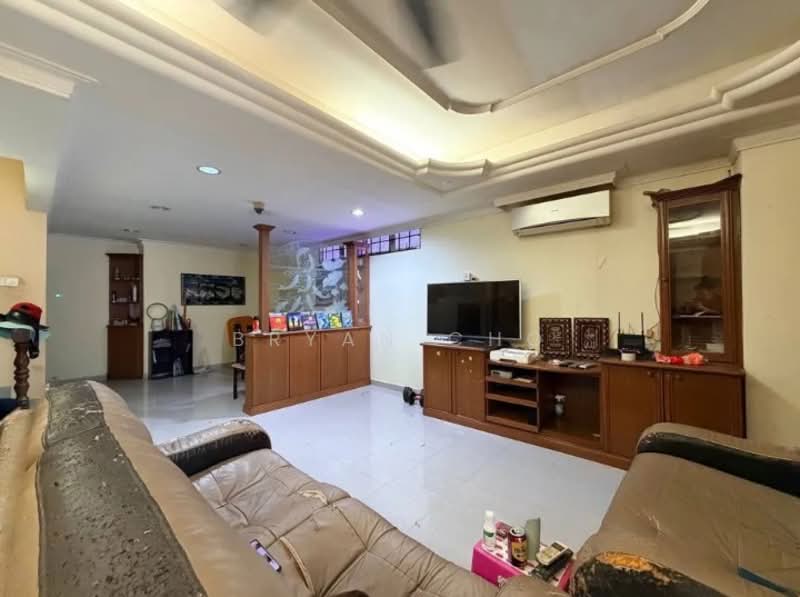 Rumah Teres 2 Tingkat untuk Dijual di Taman Sri Angsana Hilir (Ampang) - Bryan Cho - Living Room - PropertyGuru.com.my