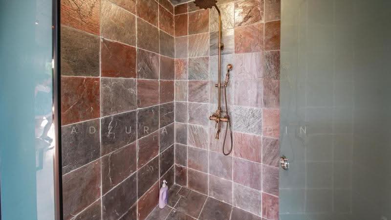 Bungalow House for Sale in Seksyen 10 (Kota Damansara) - Adzura Zamedin - PropertyGuru.com.my