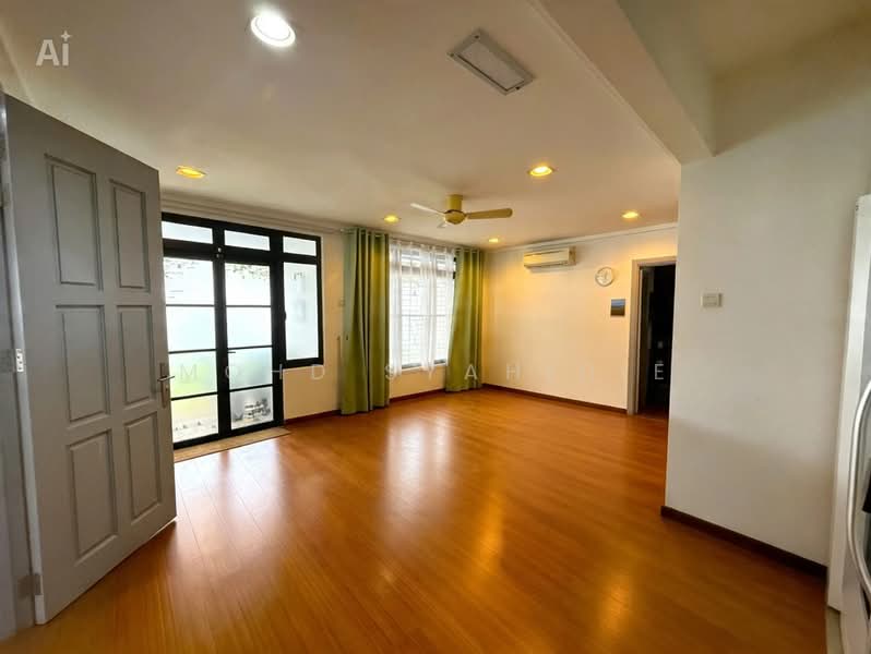 3-storey Terraced House for Sale in Taman Melawati (Ulu Kelang) - Mohd Syahidie - Living Room - PropertyGuru.com.my