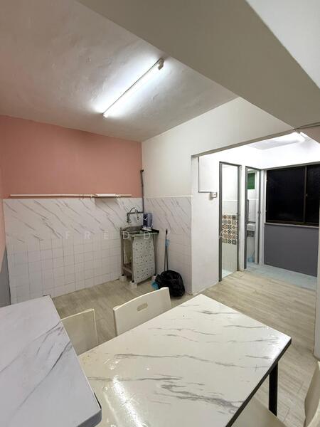 Untuk Dijual - Taman Utama