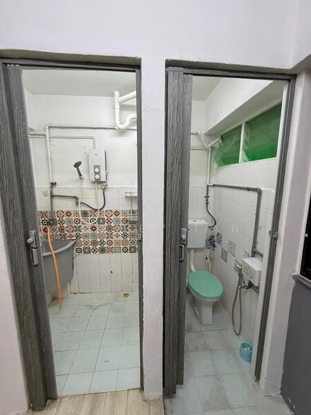 Untuk Dijual - Taman Utama