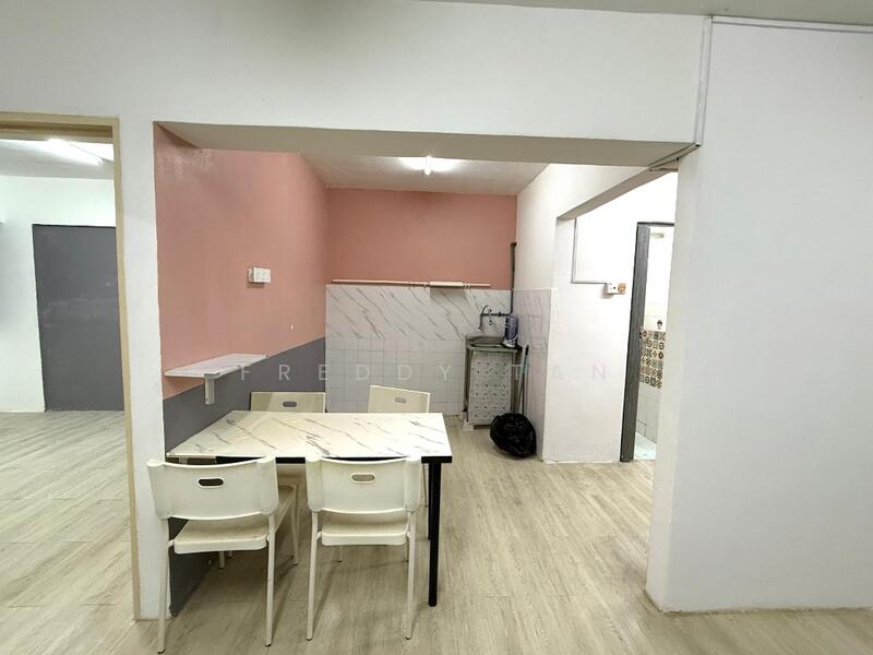 Untuk Dijual - Taman Utama