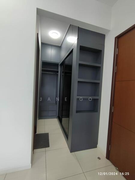 Condominium for Rent at Queens Residences Q1 @ Queens Waterfront - Jane Go - Corridor - PropertyGuru.com.my