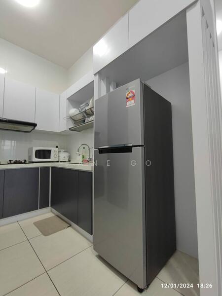 Condominium for Rent at Queens Residences Q1 @ Queens Waterfront - Jane Go - Kitchen - PropertyGuru.com.my