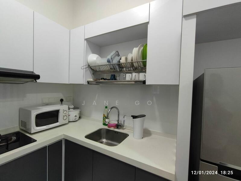 Condominium for Rent at Queens Residences Q1 @ Queens Waterfront - Jane Go - Kitchen - PropertyGuru.com.my