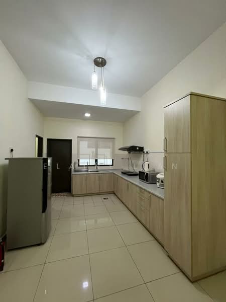 3-storey Terraced House for Rent in Batu Caves (Selangor) - Elaine Lian - Kitchen - PropertyGuru.com.my