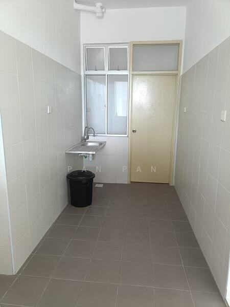 For Rent - Seri Molek Perdana