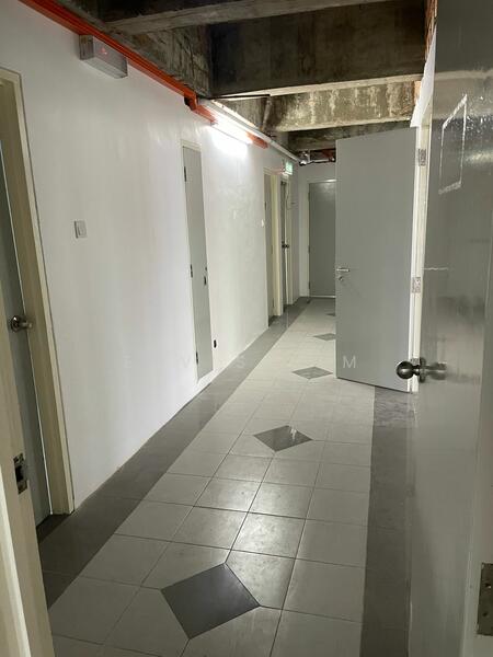 Pejabat untuk Disewa di George Town (Penang) - Elvis Lim - Corridor - PropertyGuru.com.my