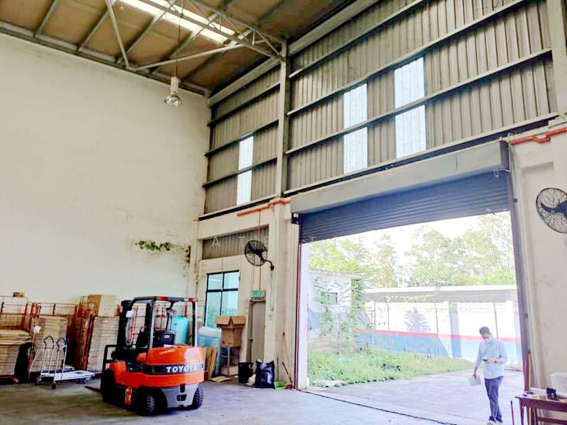 Factory for Rent in Johor Bahru (Johor) - Kate Tee - Exterior - PropertyGuru.com.my