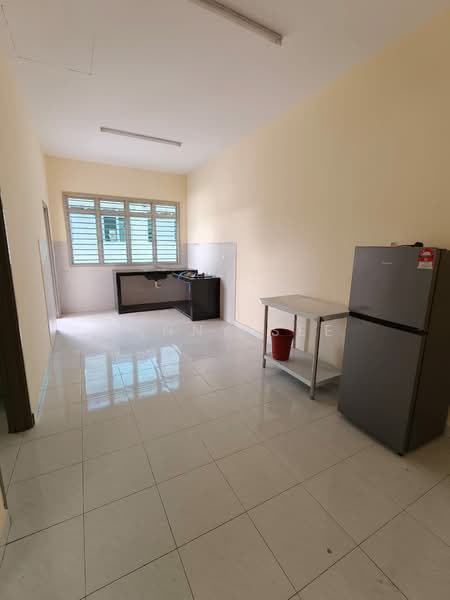 1-storey Terraced House for Rent in Bandar Indahpura (Kulai) - Danny See - Kitchen - PropertyGuru.com.my