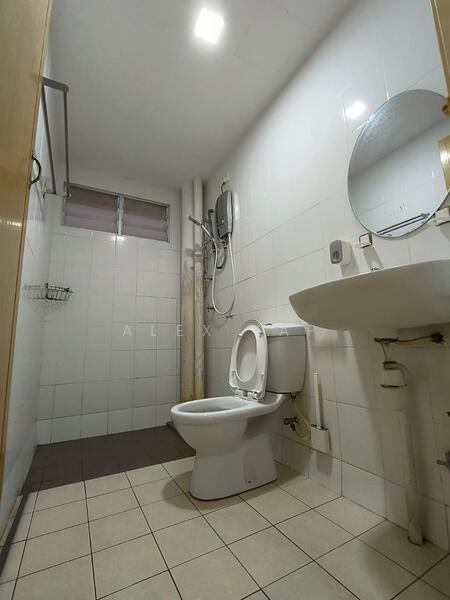 Apartment for Sale at Seri Jati - Alex Yap - Bathroom - PropertyGuru.com.my