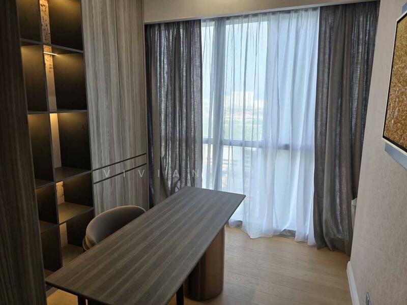 3rd Bedroom (Study room)