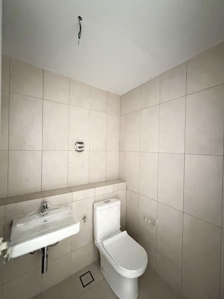 2.5-storey Terraced House for Sale in Taman Bukit Serdang (Seri Kembangan) - Jocelyn Soo - Bathroom - PropertyGuru.com.my