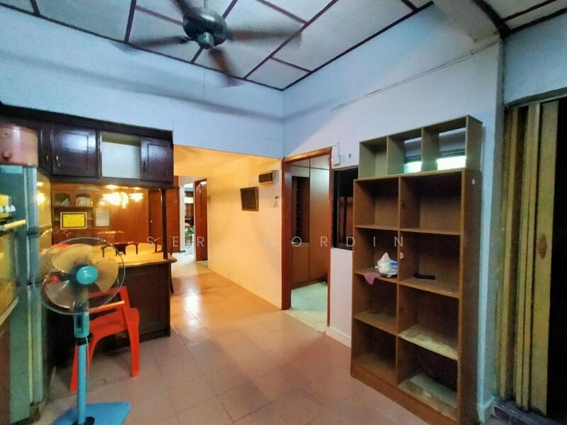 Taman Sri Segambut untuk Untuk Dijual - RM 580,000, Mac 2026 - Living Room - PropertyGuru.com.my