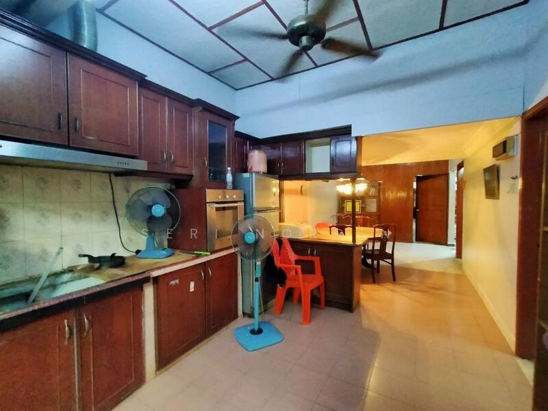 Taman Sri Segambut untuk Untuk Dijual - RM 580,000, Mac 2026 - Kitchen - PropertyGuru.com.my