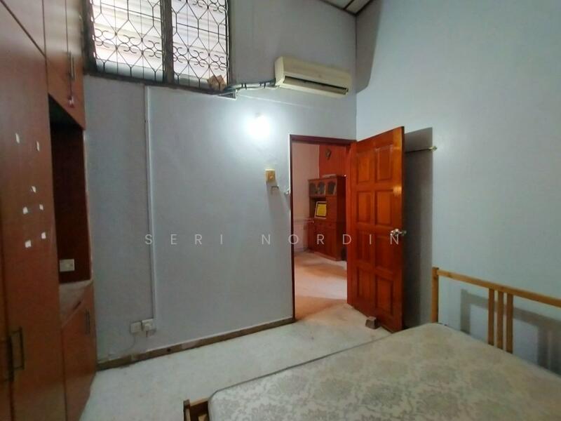 Taman Sri Segambut untuk Untuk Dijual - RM 580,000, Mac 2026 - Bedroom - PropertyGuru.com.my