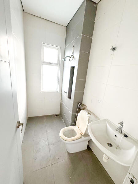 Untuk Dijual - 2.5 Storey Bungalow House for Sale @ Laman Vista Alam, Bandar Bukit Raja