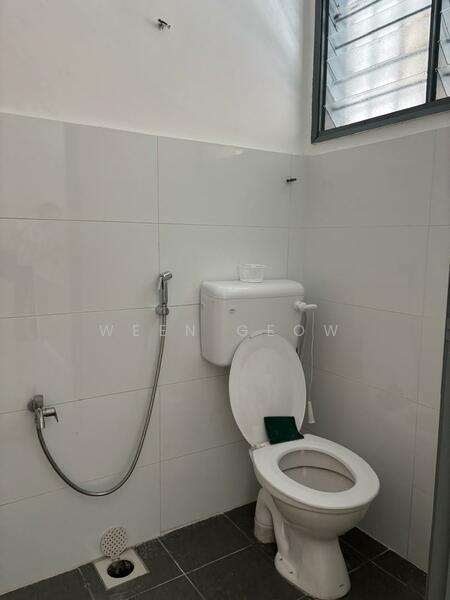 Bathroom with NEW WC