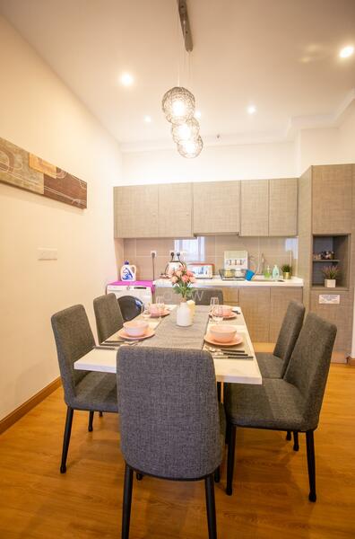 Service Residence for Sale at Aurora Suites @ Bukit Jalil - Arnica Low - Dining Room - PropertyGuru.com.my