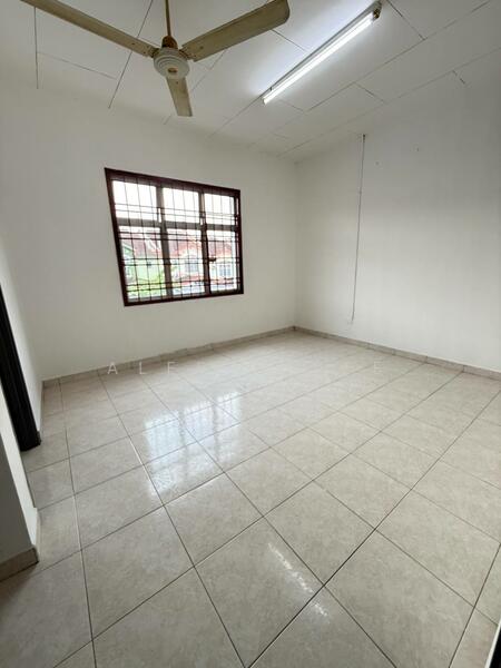 2-storey Terraced House for Sale in Kangkar Pulai (Skudai) - Alfred Pee - Bedroom - PropertyGuru.com.my