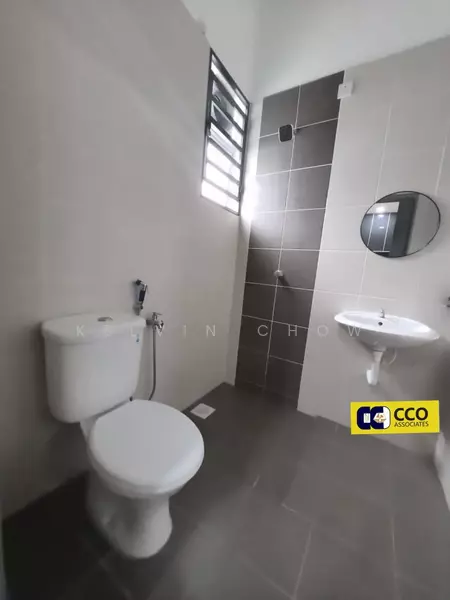 For Sale - Lahat Sentosa Mosey Hill Double Storey Intermediate Corner House