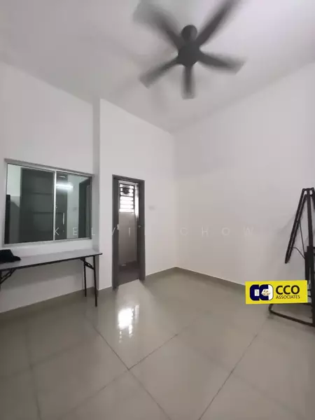 For Sale - Lahat Sentosa Mosey Hill Double Storey Intermediate Corner House