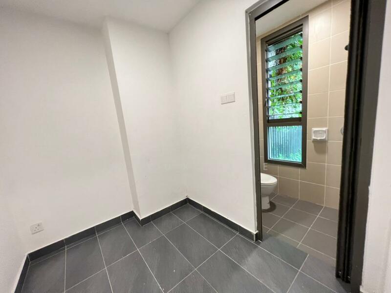 Maid Room/ Storeroom