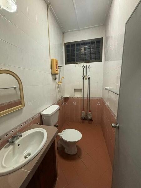 For Sale - Taman Molek