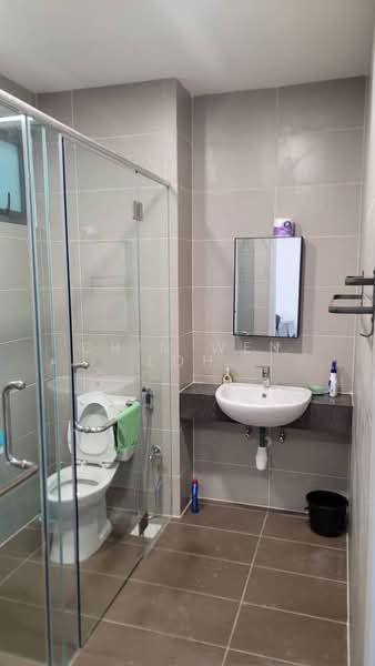 Servis Apartment untuk Disewa di Pacific Star - Chin Wen Loh - Bathroom - PropertyGuru.com.my
