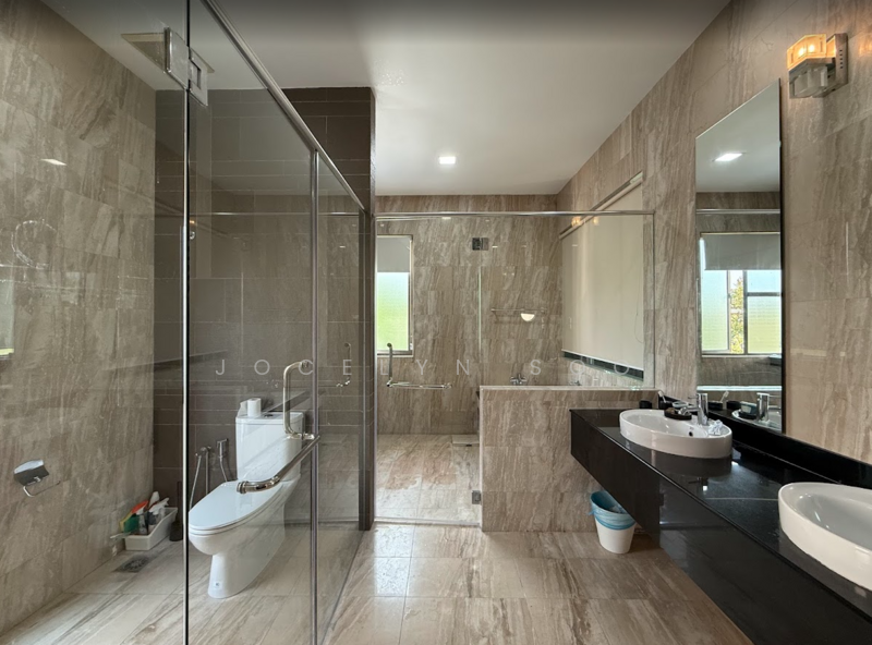 Bungalow for Sale in Kajang (Selangor) - Jocelyn Soo - Bathroom - PropertyGuru.com.my