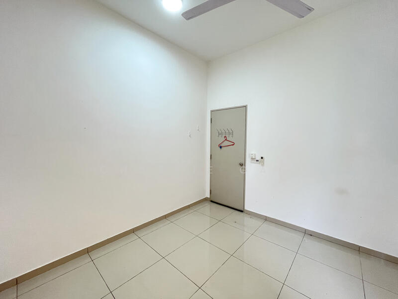 Rumah Teres 2 Tingkat untuk Disewa di Bandar Rimbayu (Telok Panglima Garang) - Charlie Gan - Bedroom - PropertyGuru.com.my