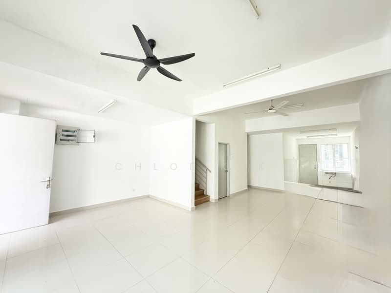 3-storey Terraced House for Sale in Rawang (Selangor) - Chloe Kok - Living Room - PropertyGuru.com.my