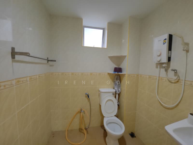 Pangsapuri untuk Dijual di Kayangan Puri Mutiara (KPM) - Irene Goh - Bathroom - PropertyGuru.com.my