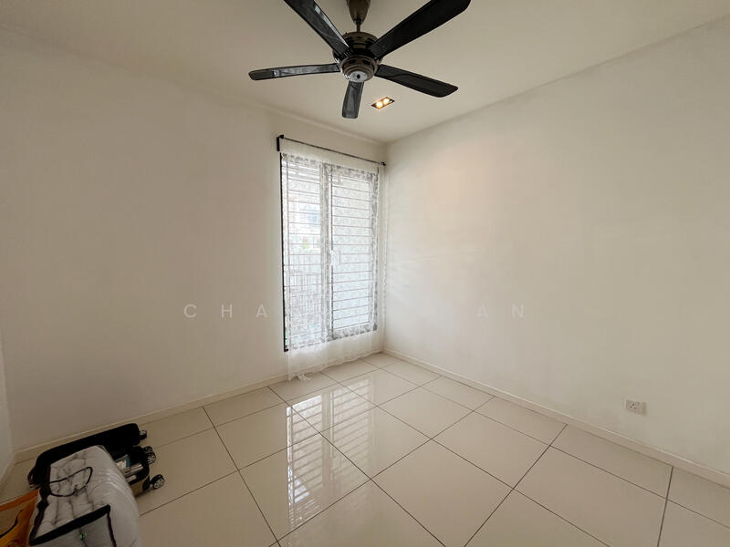 Terraced House for Sale in Bandar Tropicana Aman (Telok Panglima Garang) - Charlie Gan - Bedroom - PropertyGuru.com.my