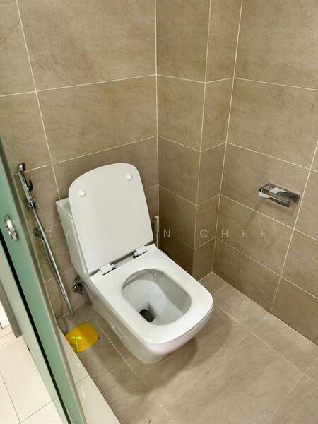 Service Residence for Sale at Service Residence @ Plaza Arkadia - Carolyn Chee - Bathroom - PropertyGuru.com.my