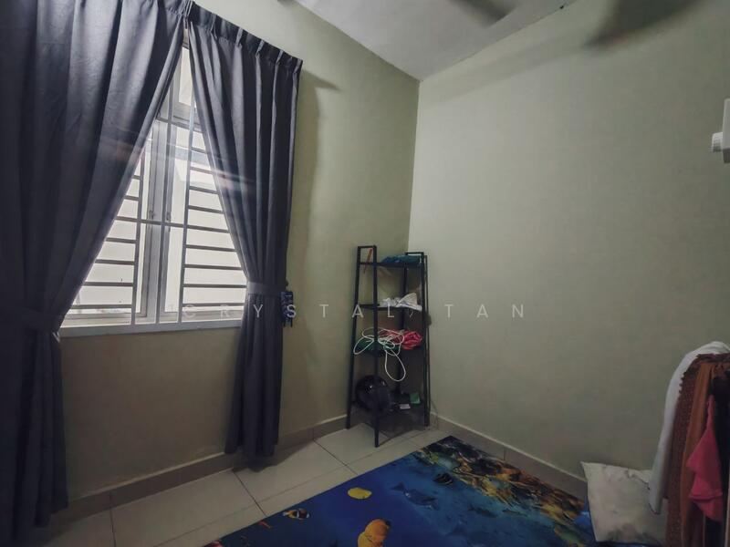 Cluster House for Sale in Nusantara Prima (Gelang Patah) - Crystal Tan - Bedroom - PropertyGuru.com.my