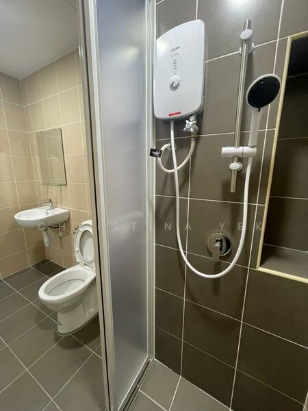 Service Residence for Sale at Serviced Residence @ Razak City Residences (RC Residences) - Christina Yek - Bathroom - PropertyGuru.com.my