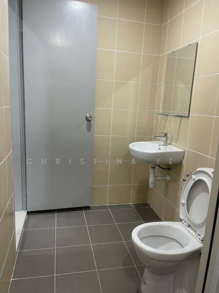 Service Residence for Sale at Serviced Residence @ Razak City Residences (RC Residences) - Christina Yek - Bathroom - PropertyGuru.com.my