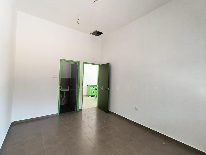 Master Bedroom + Bathroom