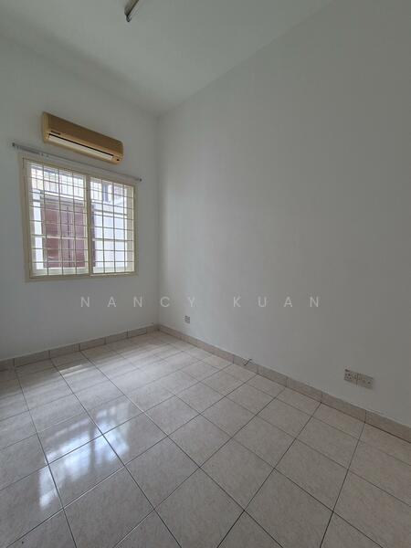 Ground floor Bedroom