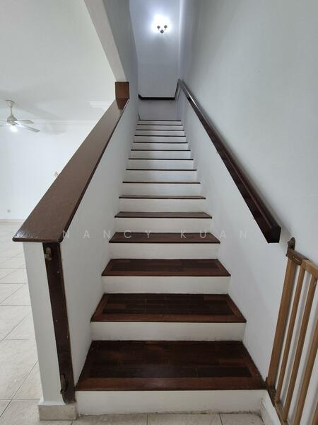 Stairway to upstairs