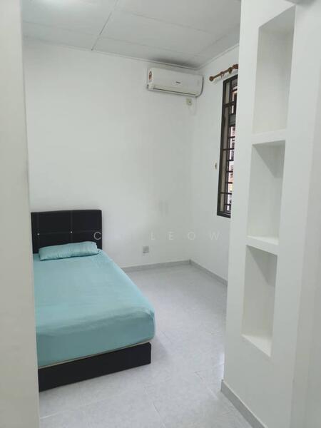 Untuk Disewa - Double storey house for rent at ehsan jaya