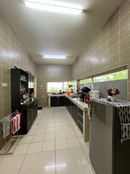 Rumah Berkembar untuk Dijual di Taman Damai Utama (Bandar Kinrara) - Elaine Kow - Kitchen - PropertyGuru.com.my