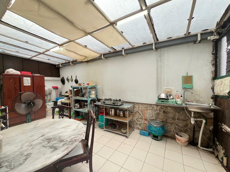 Rumah Berkembar untuk Dijual di Taman Damai Utama (Bandar Kinrara) - Elaine Kow - Kitchen - PropertyGuru.com.my